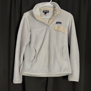Patagonia Cream and Beige Fleece Jacket